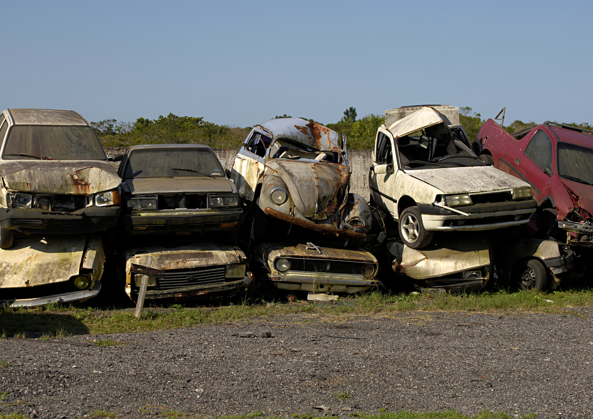 How Scrapping a Car Helps the Environment and Benefits Car Owners